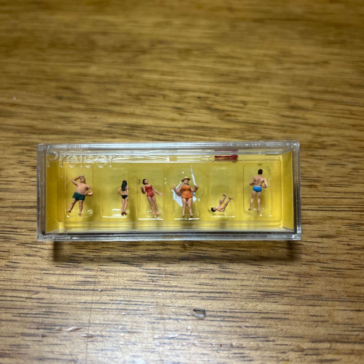 送料込■プライザー PREISER 9070 海水浴? 鉄道模型 Models 情景 背景 ミニチュア フィギュア拍卖