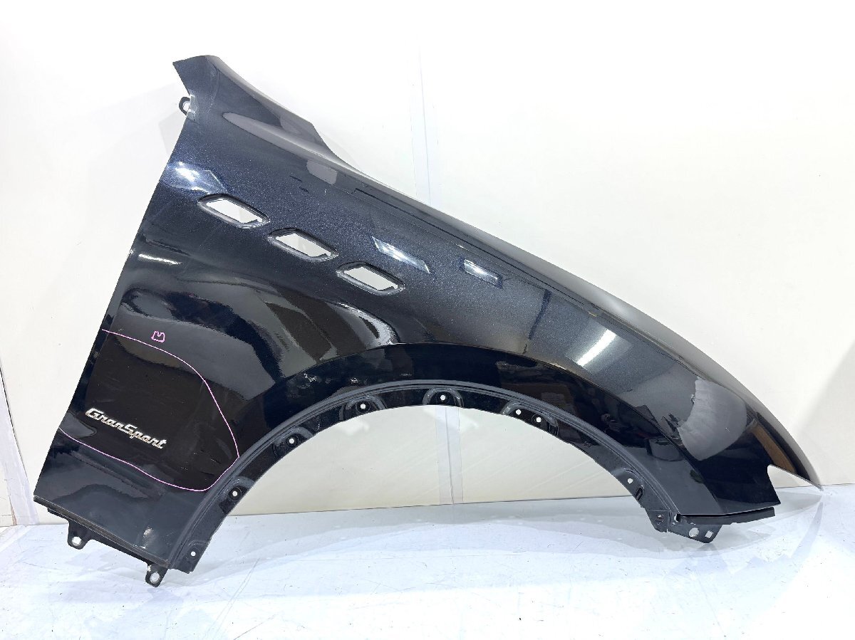 マセラティ/レヴァンテグランスポーツ 純正フロントフェンダー 右 黒メタリック (FR16-28)拍卖