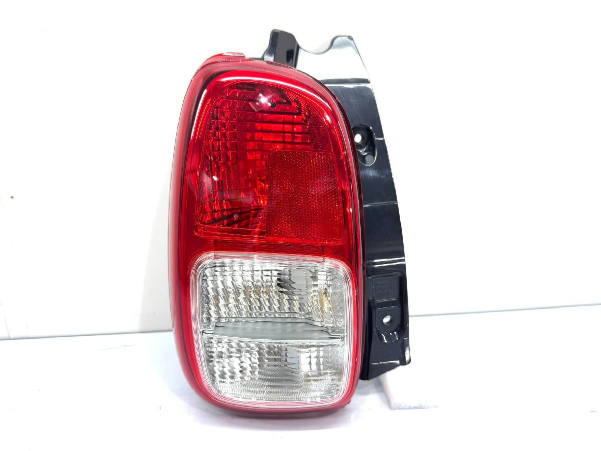 ★美品★ スズキ アルト HA37S 純正 左 テールライト KOITO220-593BL (Z21-31)拍卖