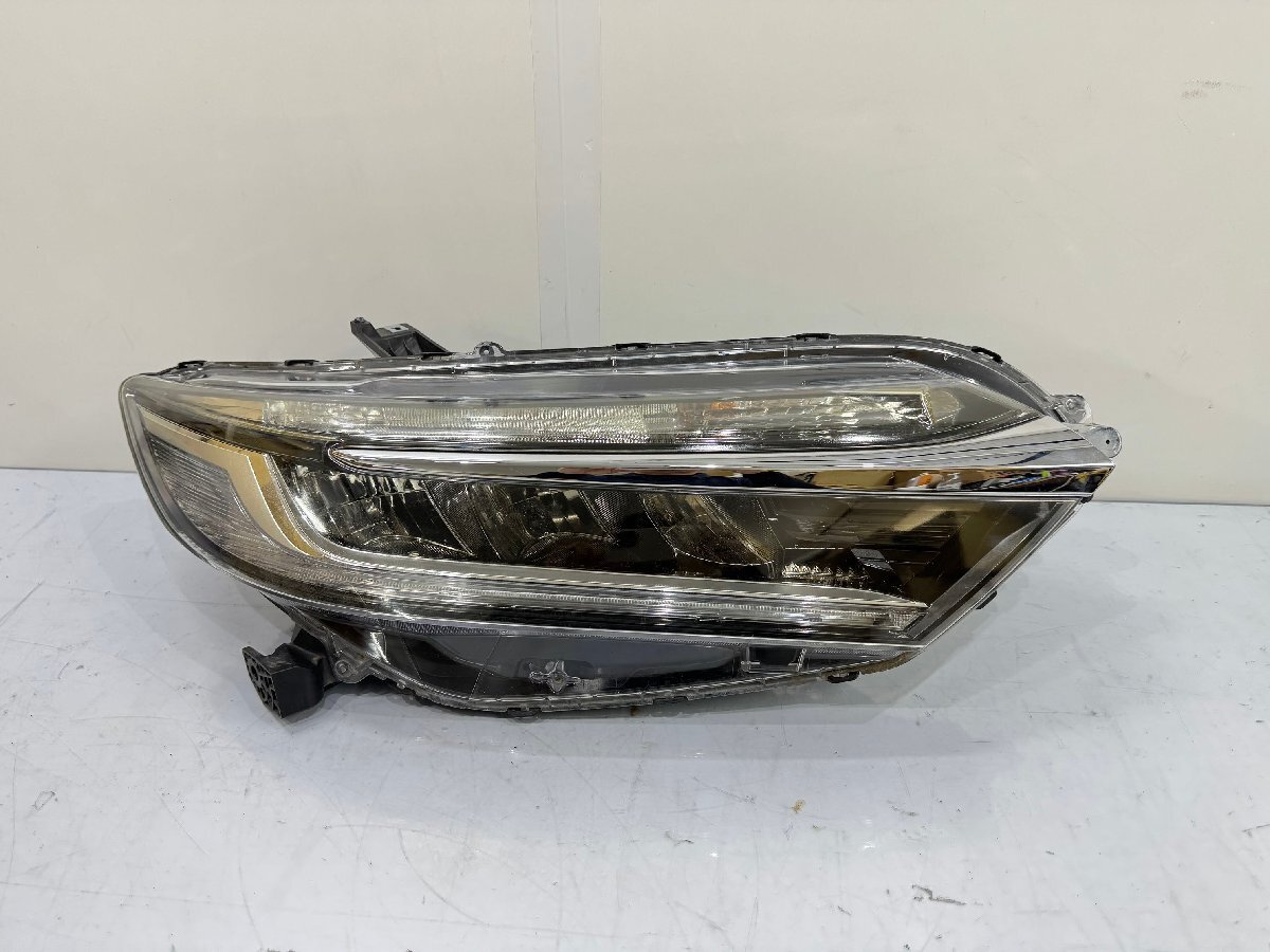 シャトル GP7 LEDヘッドライト 右 STANLEY W2386/刻印D1/33100-TD4-J12 (Z21-49)拍卖
