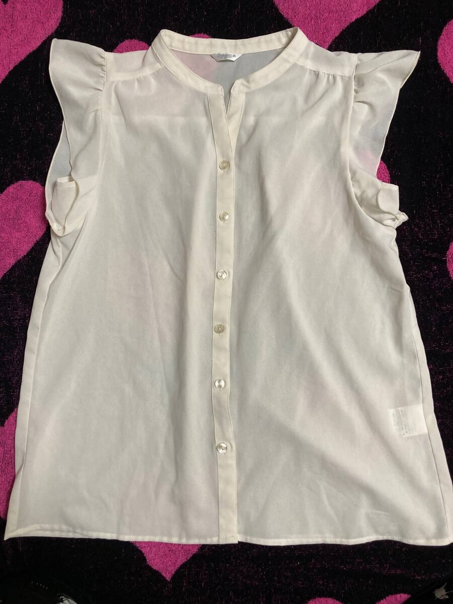 CINEMA CLUB★フレンチスリーブブラウス シャツ フリルスリーブ ノースリーブ 透け感 シフォン 無地 OL オフィス M 白 ホワイト拍卖