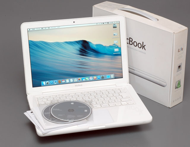 Apple MacBook Late2009 Core 2 Duo 2.26GHz〈13.3 Unibody MC207J/A〉MacBook6,1 A1342 完動美品●02拍卖