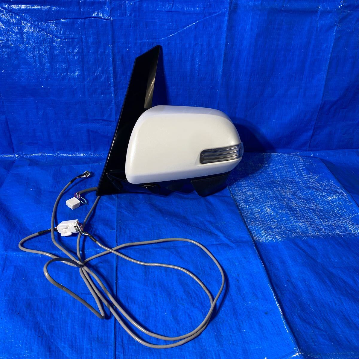 ◆トヨタ エスティマ《ACR50 ACR55 GSR50》純正 ドアミラー(助手席側)左 サイドミラー (ブルー)カメラ付き Murakami 8406 070 7ピン5ピン◆拍卖