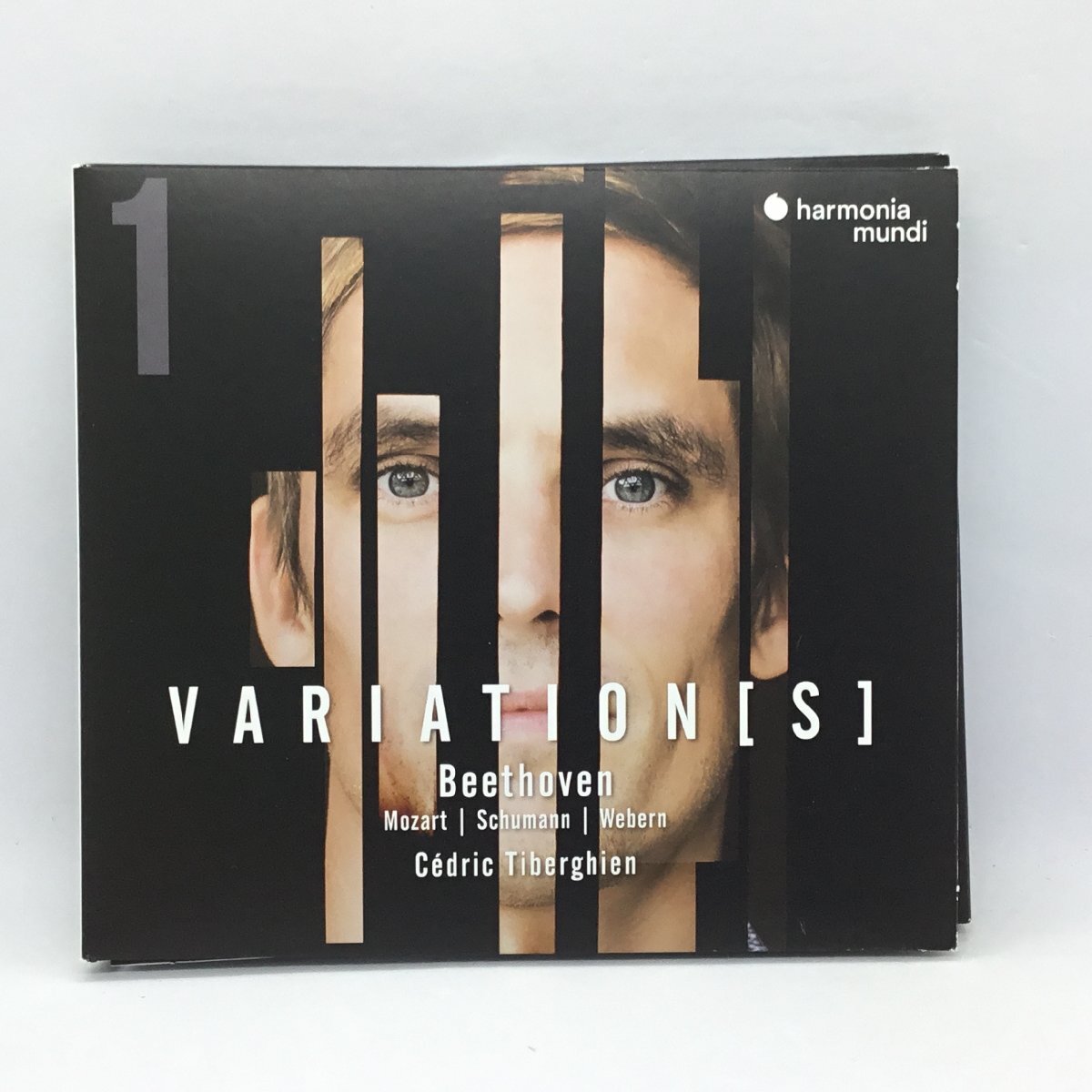 ▲セドリック・ティベルギアン/変奏曲集 1集 (2CD) HMM902433.34 CEDRIC TIBERGHIEN/VARIATION(S) VOL.1:BEETHOVEN,MOZART,SCHUMANN,WEBERN拍卖