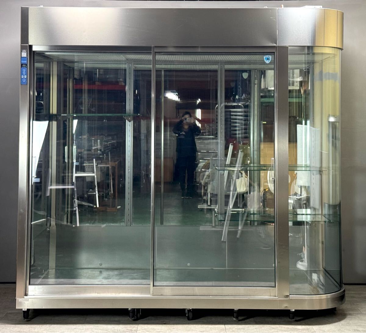 直接引取/自社配送■2020年製 大和冷機 DFRA832-R フラワー冷蔵庫 フラワーショーケース 冷蔵ショーケース■兵庫県姫路市から A25-144拍卖