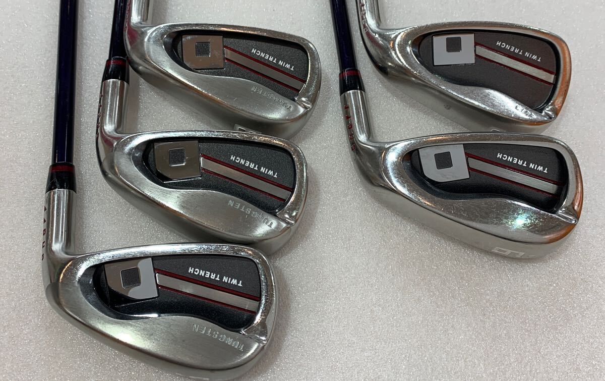 【即決価格】【アイアンセット】グローブライド/ONOFF IRON AKA 2018/6-9,P/5本/SMOOTH KICK MP-518I/FLEX R拍卖