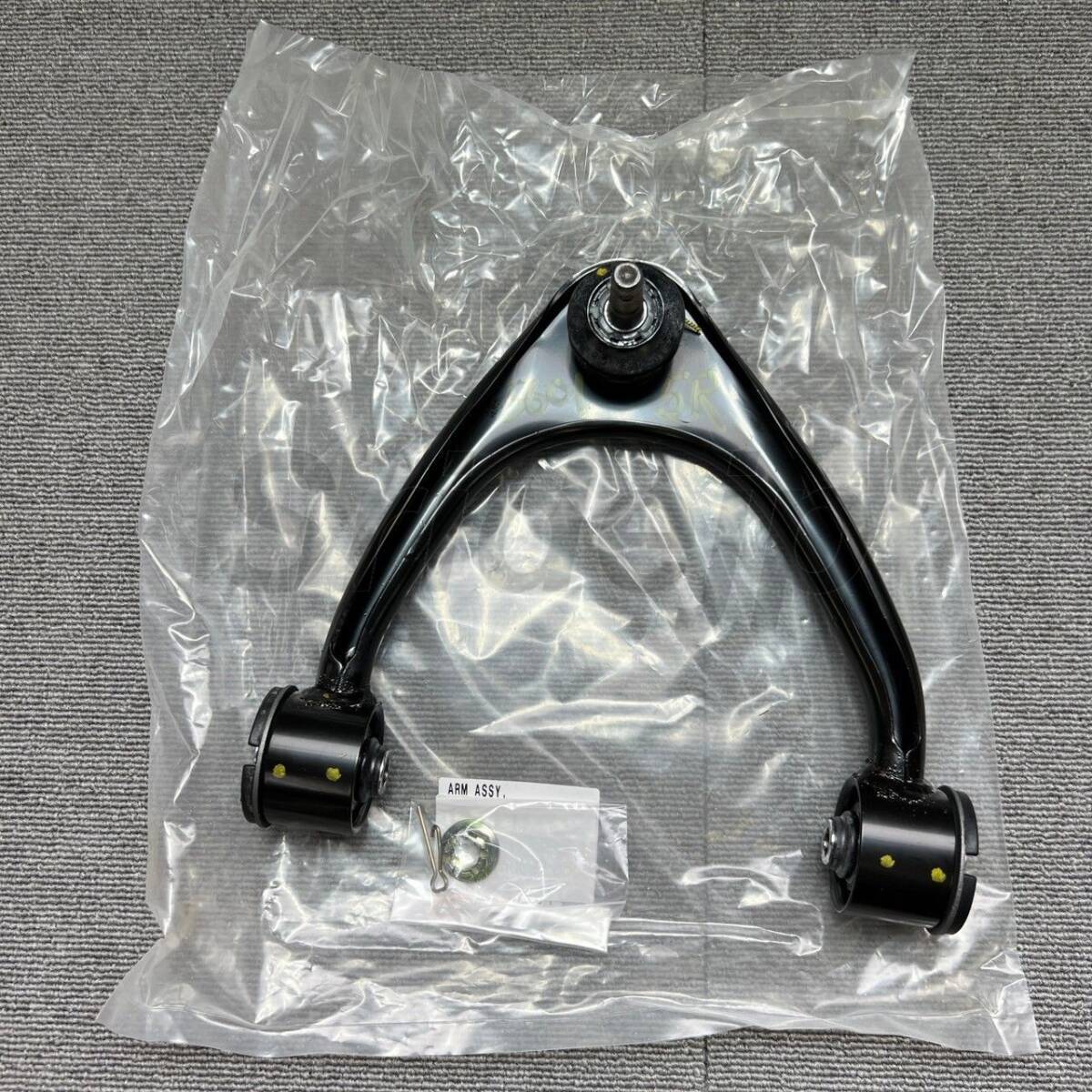 【新品】 TOYOTA トヨタ JZX100 GX100 マーク2 純正 フロント サスペンションアッパーアーム ASSY アッパーマウント 右 RH拍卖