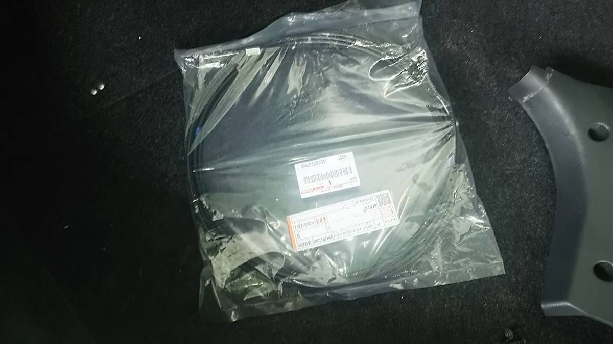 【未使用】トヨタ 純正 SXE10 GXE10 アルテッツァ トランクオープナーワイヤー ASSY ラゲッジドアロック ケーブル ワイヤ IS200 IS300 新品拍卖