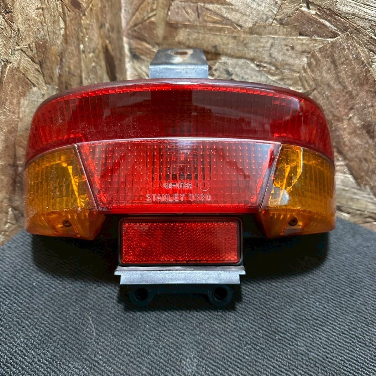 動画付A74 AF27スーパーディオ HONDA 純正 テールランプ レンズ ユニット DIO AF18 AF25 AF28 拍卖