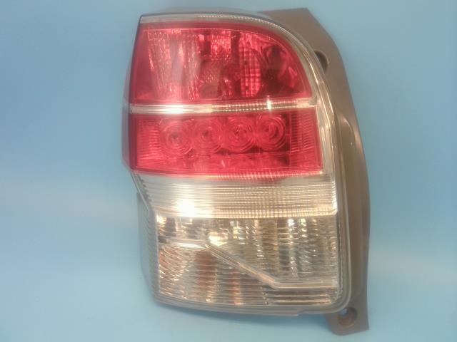 スペイド DBA-NSP140 左テールランプ X 9AF 52-262 81561-52A20拍卖