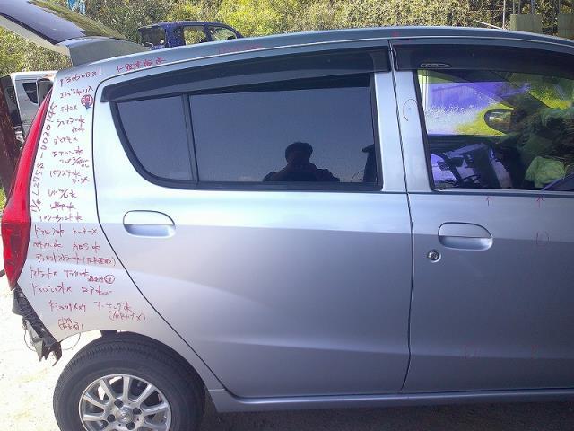 ミラ DBA-L275S 右リアドア S28 ブライトシルバー(M)拍卖