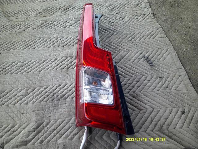 ムーヴ DBA-LA150S 純正 左テールランプ/テールレンズ イチコ D161 LED拍卖