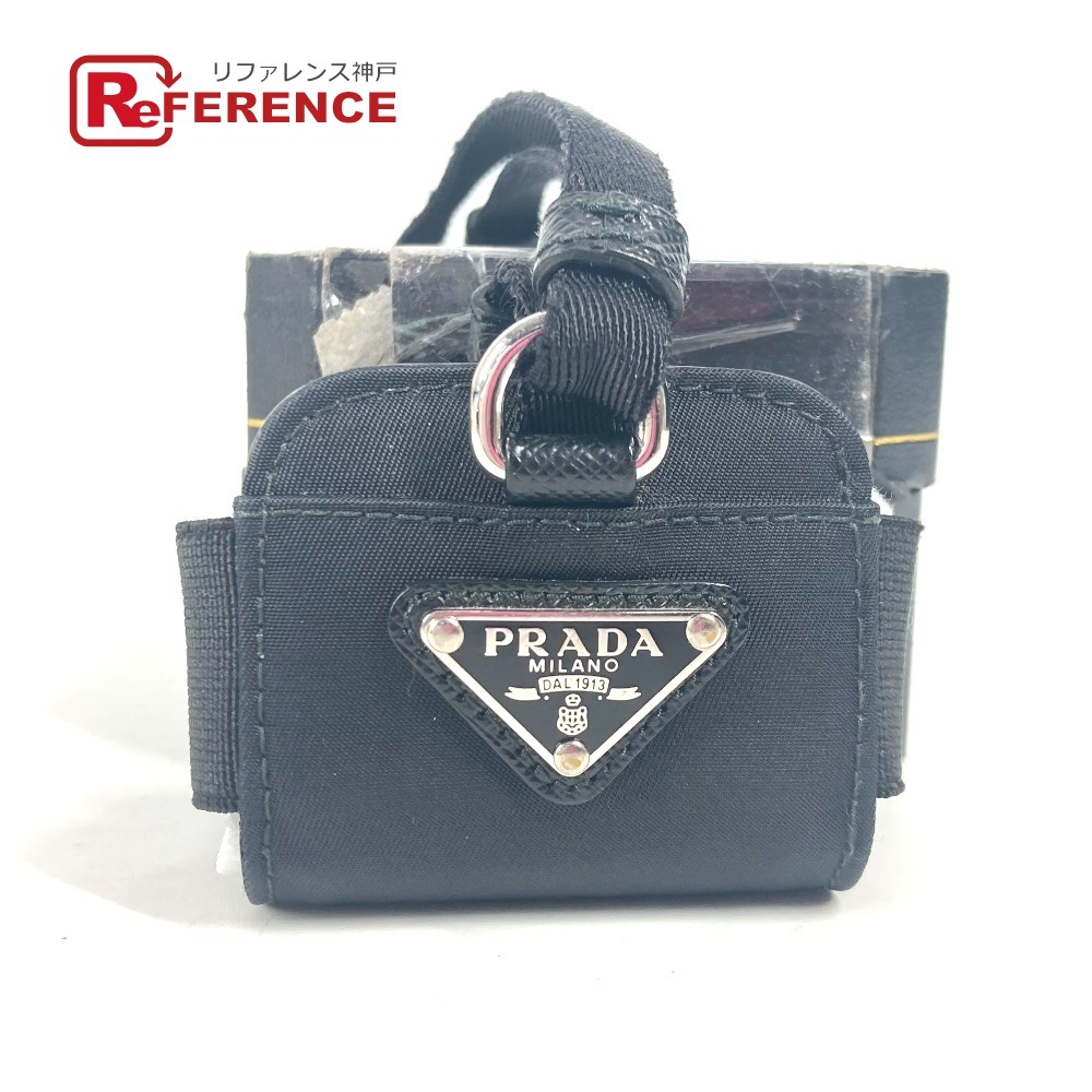 PRADA プラダ トライアングルロゴ 三角ロゴ プレート airpodsケース イヤフォンケース ブラック ユニセックス【中古】拍卖