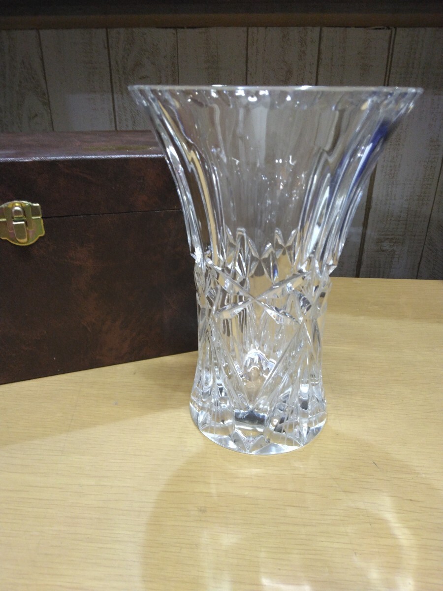 BOHEMIA ボヘミアガラス フラワーベース 花瓶 高さ20cm 口径13cm 花器 中古保管品 箱付拍卖