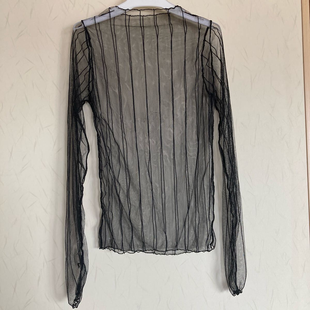 シアーメッシュストライプハイネックトップス拍卖