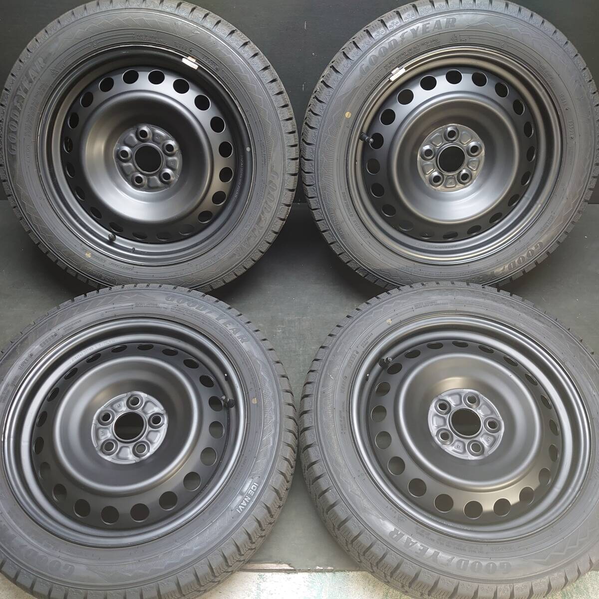 ★☆ トヨタ純正 グッドイヤー 175/60R16 120 ラクティス スバル トレジア PCD100/+39 #24336 ☆★拍卖