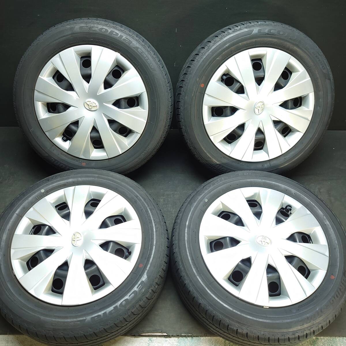 ★☆ トヨタ純正 ブリヂストン 185/60R15 アクア カローラ フィールダー アクシオ PCD100/+45 #24338 ☆★拍卖