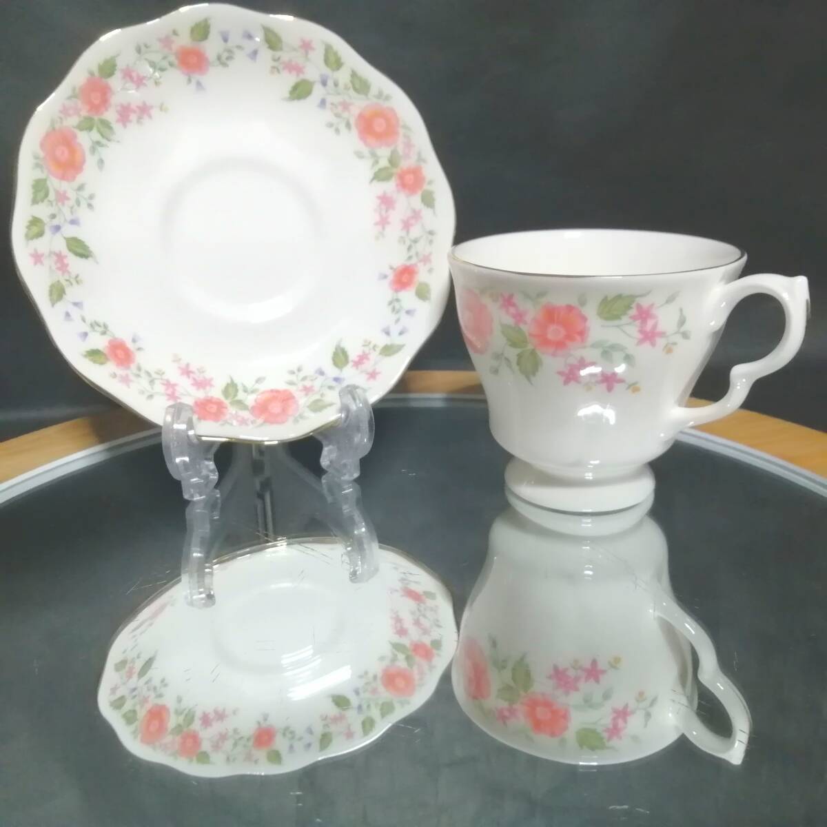 未使用◆自宅保管 コルクラフ colclough カップ&ソーサー ※現在はロイヤルドルトン傘下拍卖