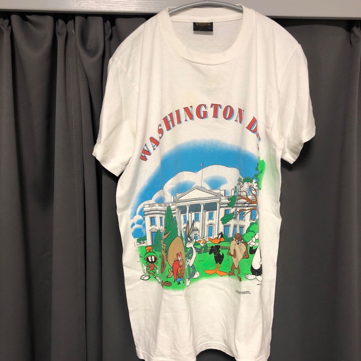 Warner Bro Looney Tunes Tシャツ バッグスバニー拍卖