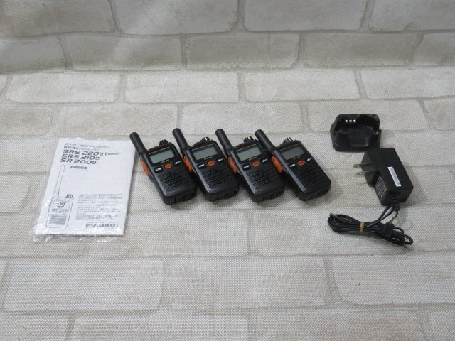 Ω 新LO 0053h STANDARD HORIZON【 SRS220SA 】+【 SBH-39 】八重洲無線 特定小電力無線電話装置 本体4台/充電台1台/取扱説明書拍卖