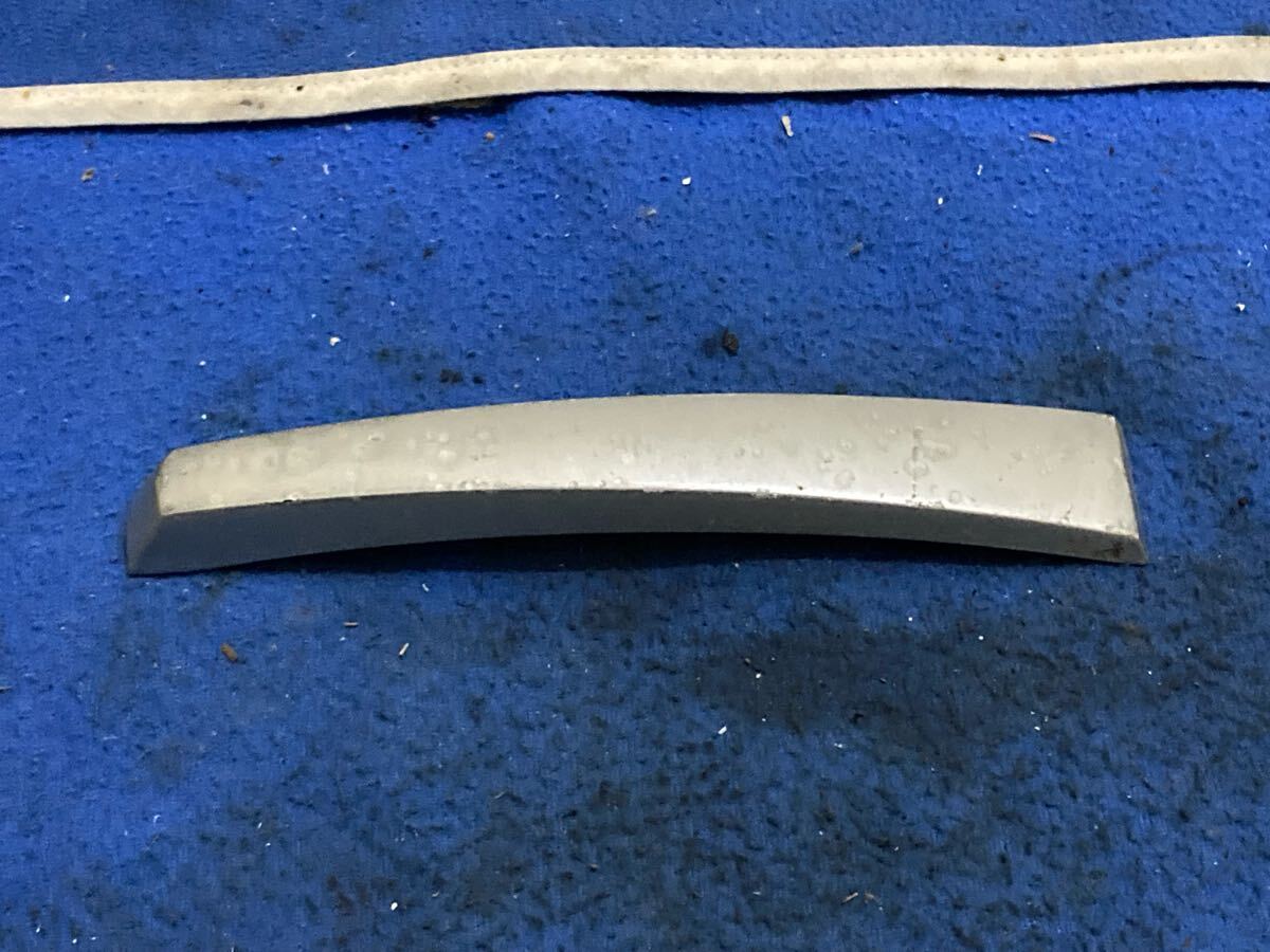 ベスパ P125X P150X P200E 純正 クレスト フェンダーアクセサリー マッドガードクレスト ピアジオ VESPA PIAGGIO拍卖