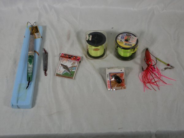 【中古現状品】釣りグッズ まとめ ライン ジグ ルアー 釣り針 おもり 浮き 仕掛け など 1FA1-S80-5MA1531拍卖