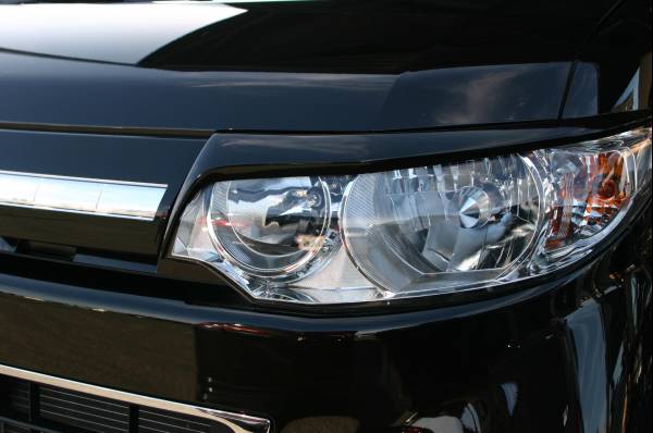 ダイハツ L375S タントカスタム 前期 アイライン FRP製 素地 未塗装品 TANTO CUSTOM アイラインガーニッシュ ヘッドライト拍卖