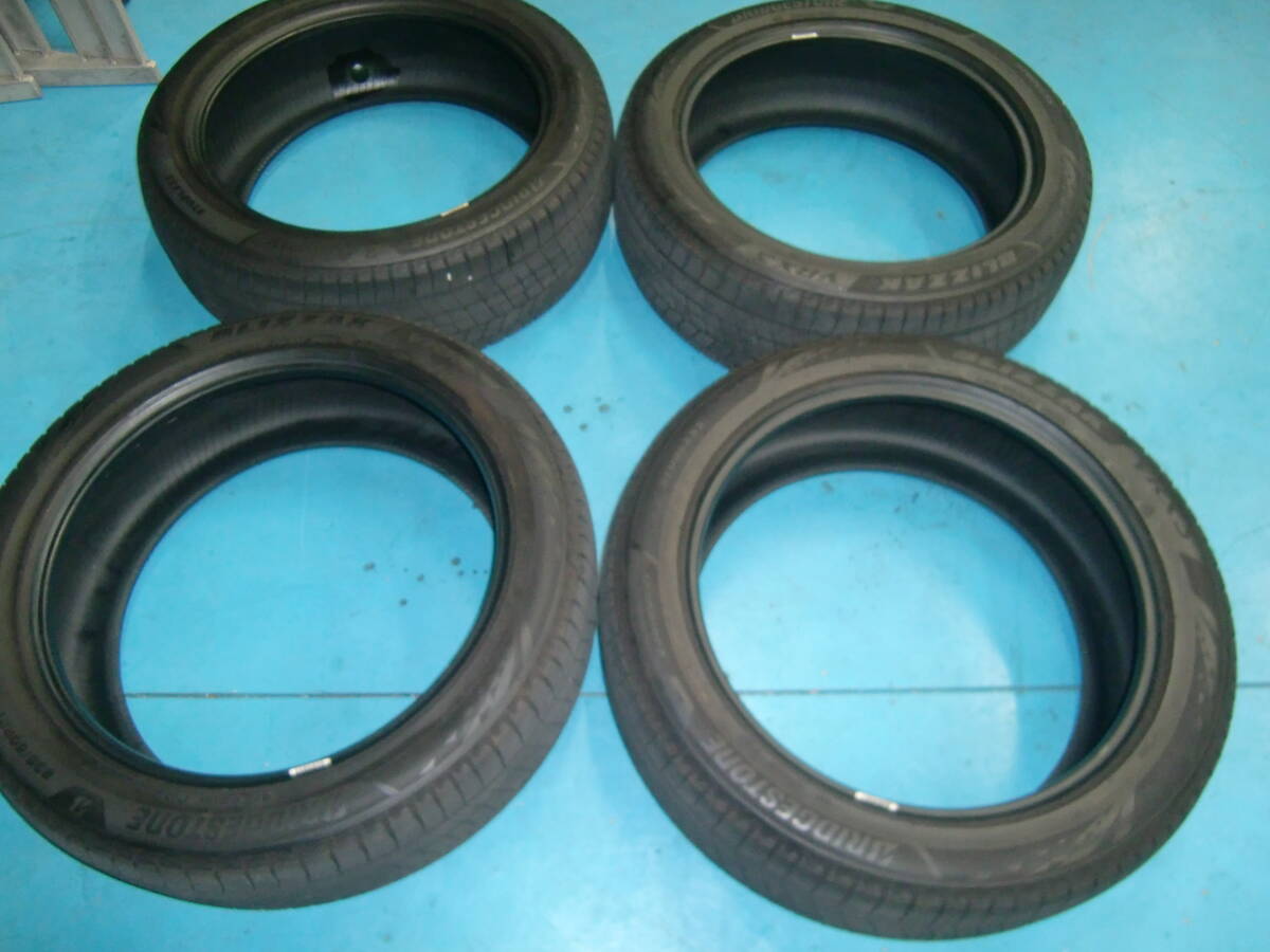 BRIDGESTONE BLIZZAK VRX3 ブリヂストン ブリザック VRX3 235/50R21 101Q 4本セット 中古スタッドレス 6.5分山 レクサス RXで使用拍卖