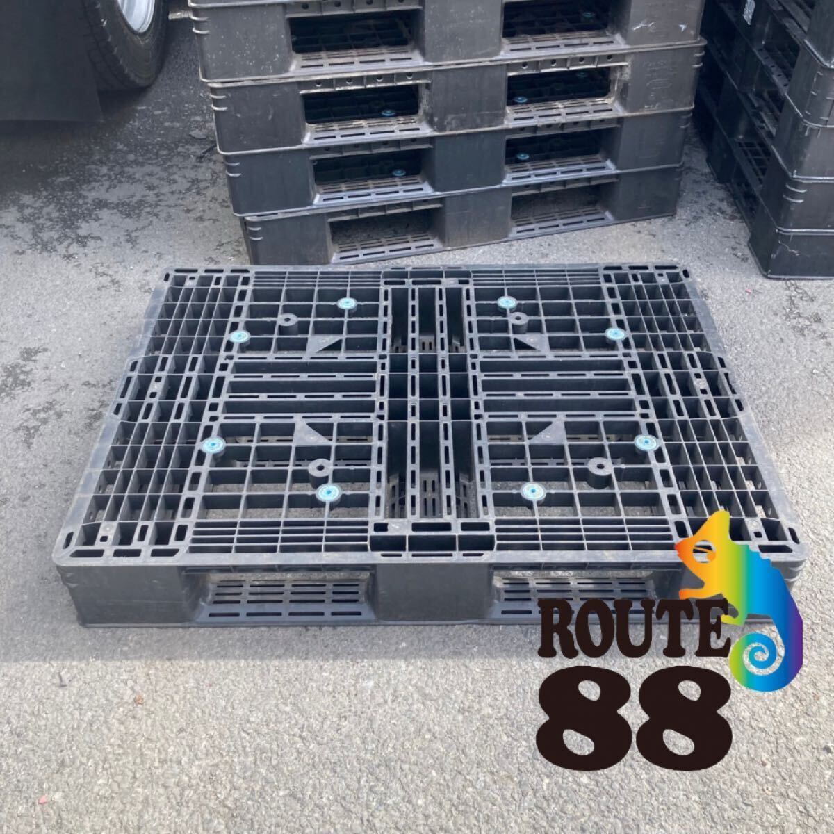 【奈良県葛城市発】中古 プラスチックパレット 1100×800 50枚セット プラパレ 樹脂パレット拍卖