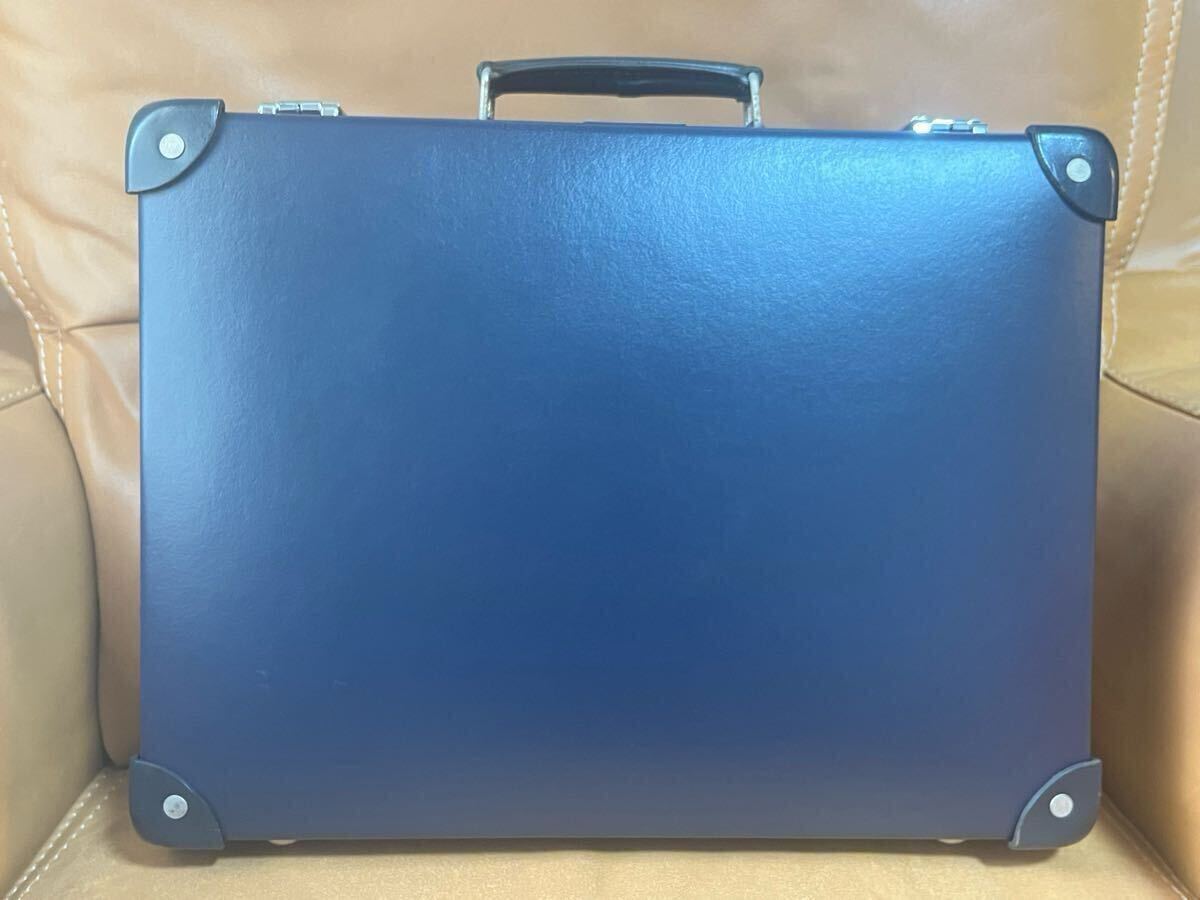 グローブトロッター GLOBE TROTTER アタッシュケース スーツケース ビジネスバッグ センテナリー 旅行鞄 メンズ トゥモローランド 2拍卖