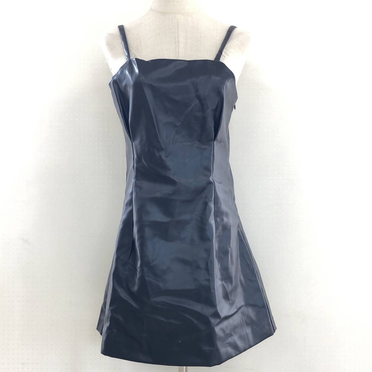 Y1793 美品 GRL レディース トップス キャミソール 袖無し 厚手 裏地あり L ブラック 黒 人工皮革 シンプル クール セクシー 涼しげ 夏拍卖