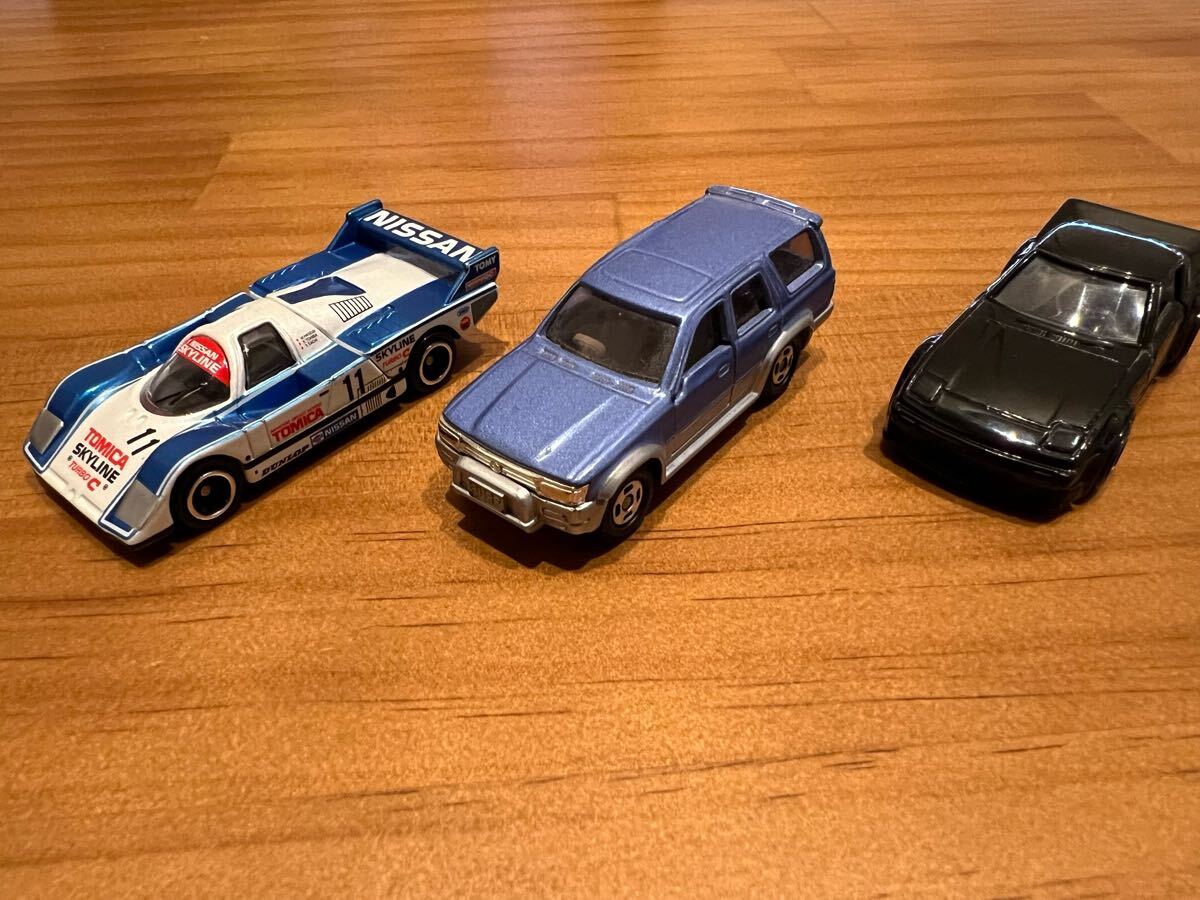 トミカ 日産スカイラインターボC・トヨタ ハイラックスサーフ・マツダ サバンナ 3台セット拍卖