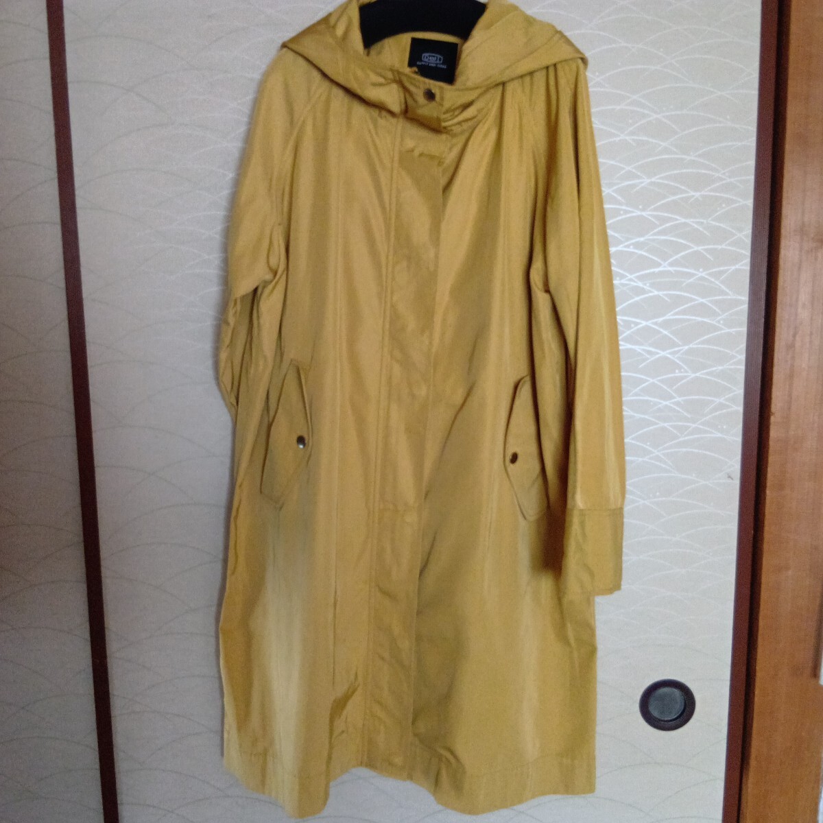 オーアンドアイ OandI 撥水 高密度タフタハーフコート 未使用  イエロー 梅雨 拍卖