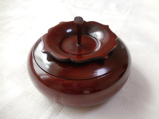 菓子盆 菓子器 木製 柿の実 小物入れにも 蓋付き 円形 菓子入 @11月限定送料無料 拍卖