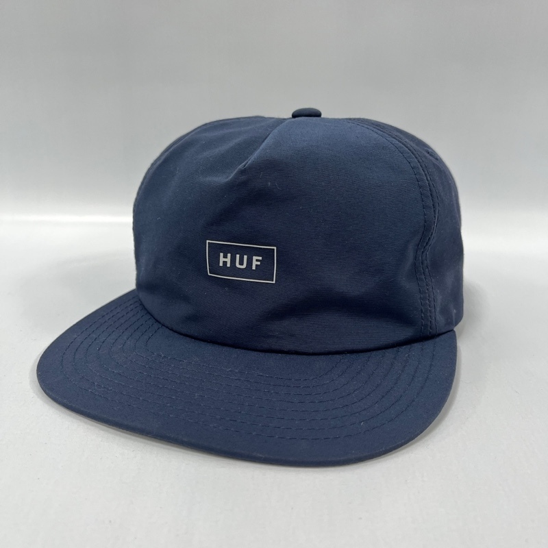 HUF/ハフ/ C/P ストラップバックボックスロゴプリントキャップ/ネイビー/帽子/コットンポリエステル拍卖