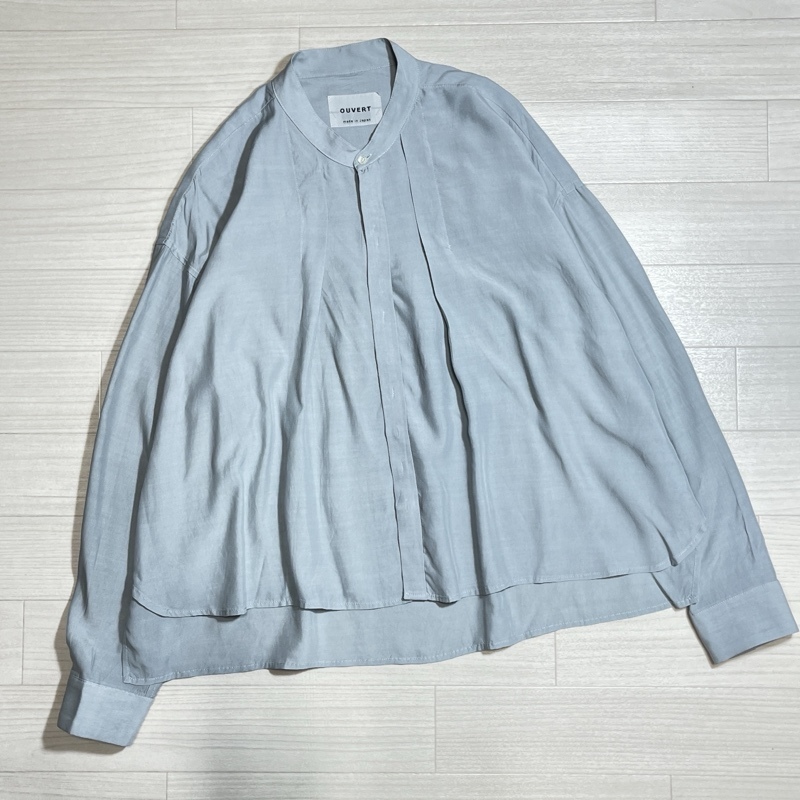 OUVERT/ウーヴェル/レーヨン キュプラ シルク スタンドカラータックシャツ/2440615/サックスグレー/滑らかとろみ素材/F/ブラウス拍卖