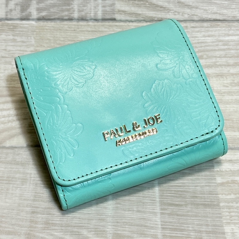 PAUL&JOE ACCESSORIES/ポール&ジョー アクセソワ/PJW-W083/クリザンテーム コンパクトウォレット/花柄エンボス加工/二つ折り財布/拍卖