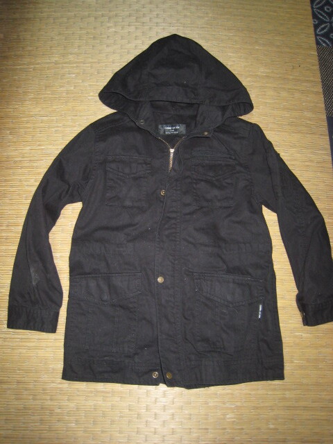 34-44古着★COMME CA ISM コムサイズム 130サイズ 黒ブルゾン 上着 トップス拍卖