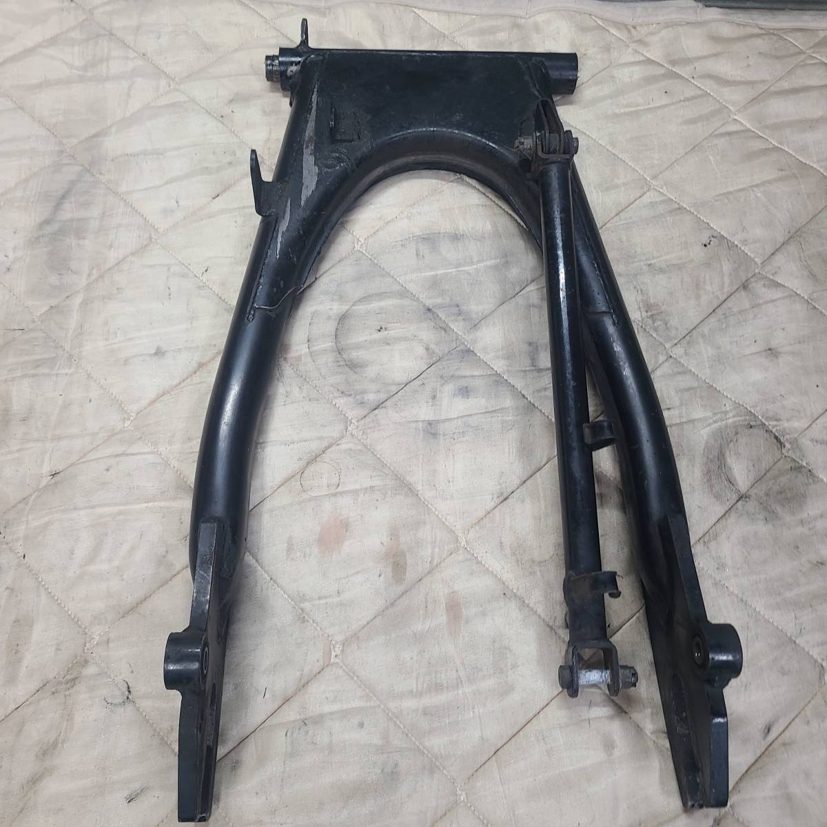 CB750F Z A B C 純正スイングアーム拍卖