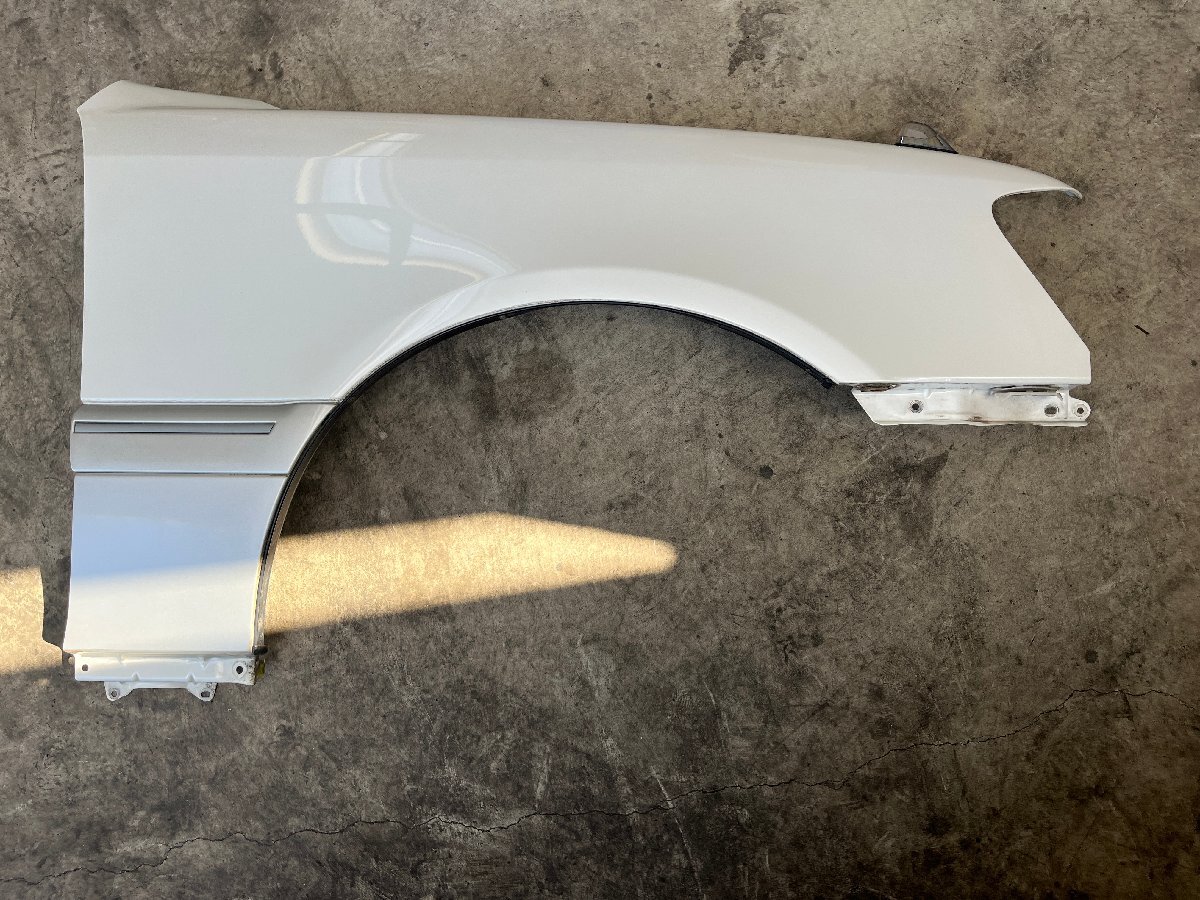 2011年 トヨタ クラウンアスリート JZS175  右フロントフェンダー 9368拍卖