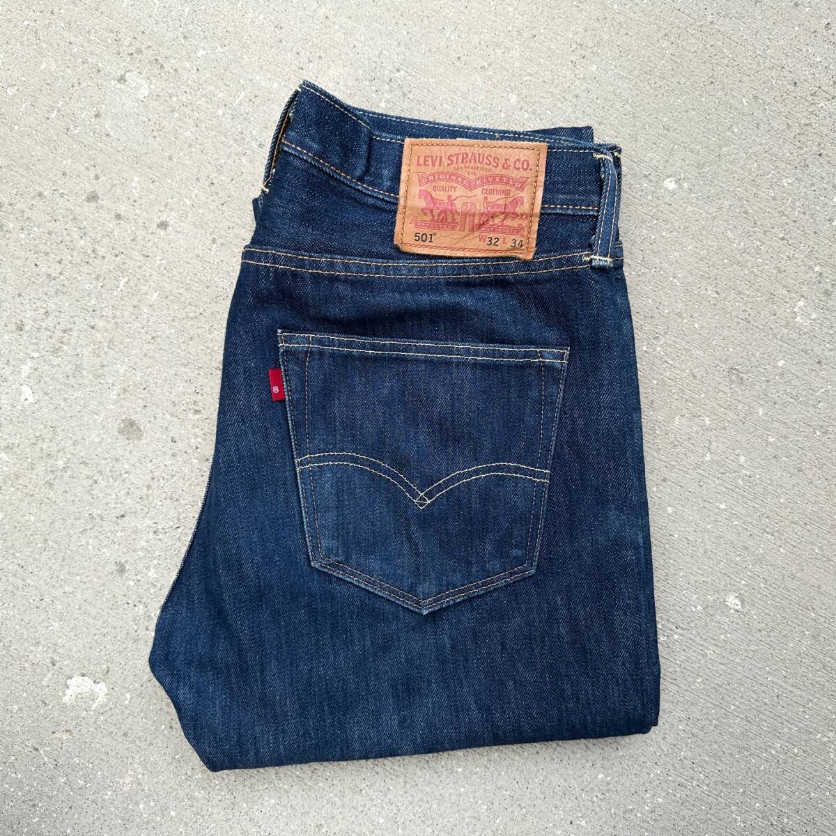 ホワイトオーク 米国製 Levi’s 501 00501-2453 W32(W33) L34 脇割り 美品 アメリカUSA製 レギュラー デニムパンツ ジーンズ 005012453拍卖