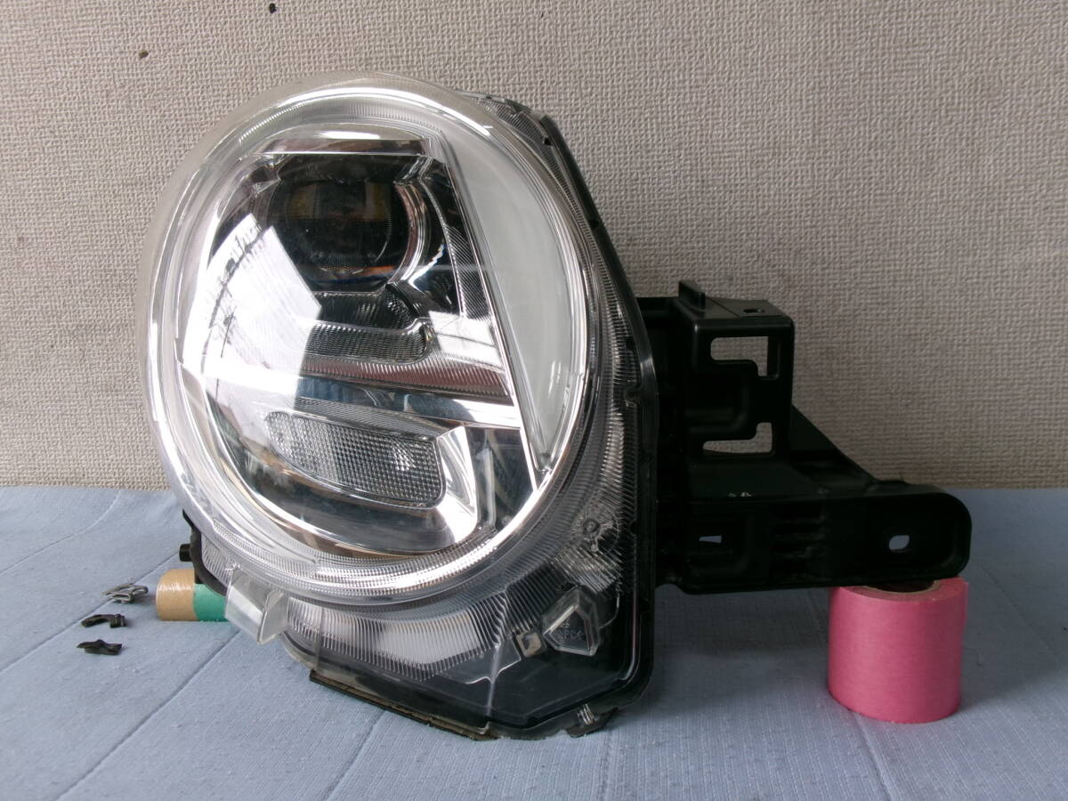⑤ キャスト ヘッドライト右 LA250S LA260S KOITO 100-69020拍卖