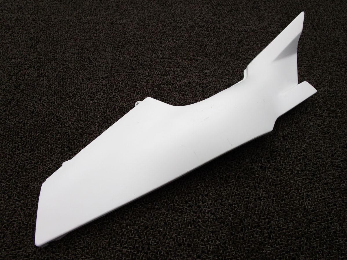 FZR250R シートカウル □A1019!3LN ヤマハ 【 1HX 】 キャブ車 動画有拍卖