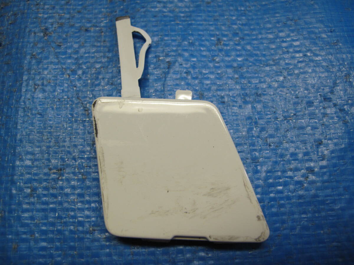 G ミライース LA350S 純正 フロントバンパー 牽引フックカバー フックカバー ホールカバー 52128-B2300拍卖