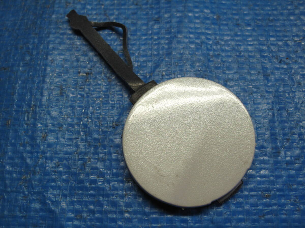 G ミラ L275S L285S フロントバンパー 牽引フックカバー 純正 トーイングフック 穴カバー 蓋キャップ 52127-B2320拍卖