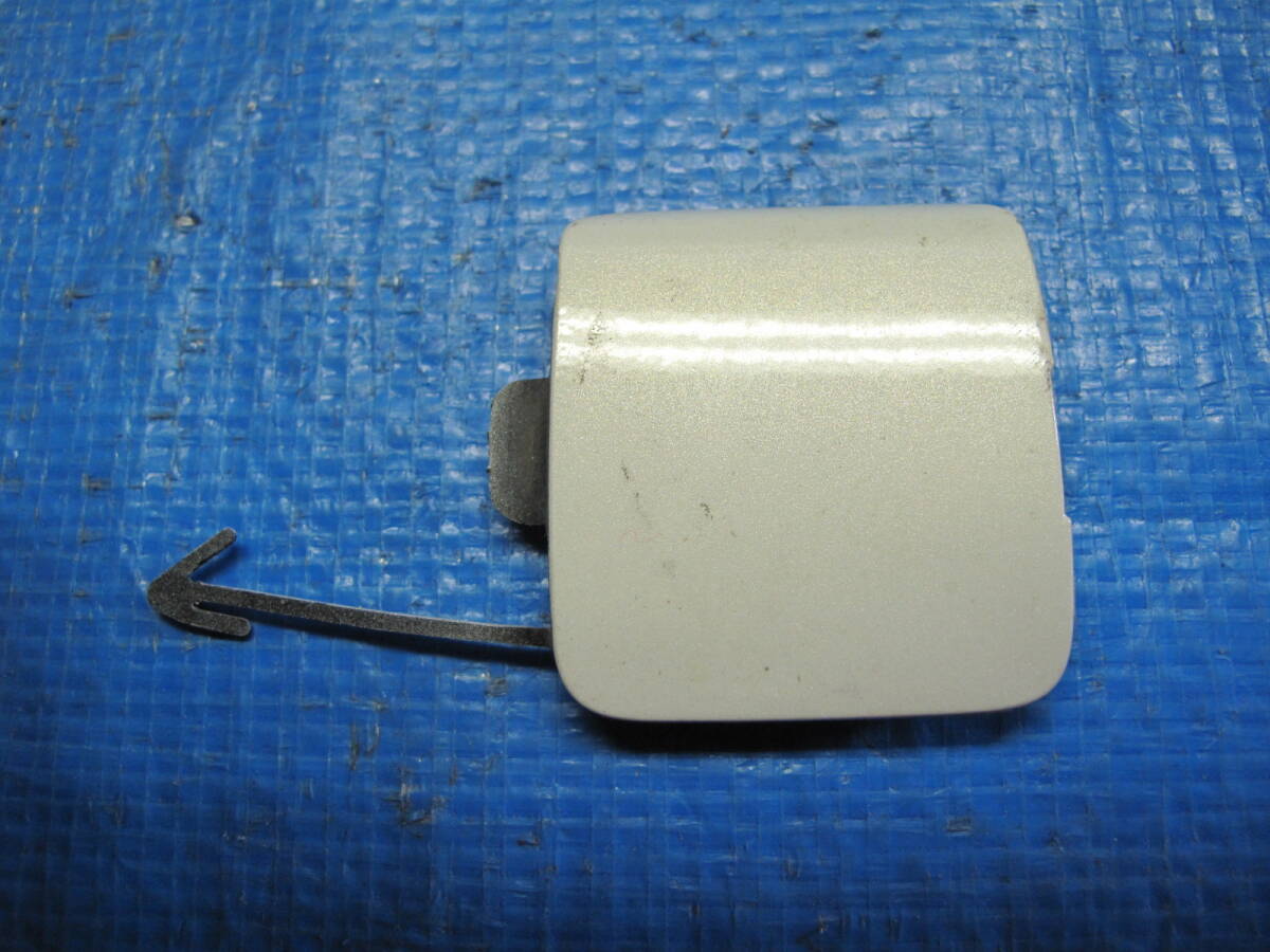 G KGC10 QNC10 パッソ 純正 フロントバンパー 牽引フックカバー ホールカバー 52127-B1020 レーシー?拍卖