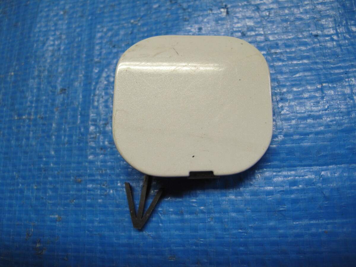 G Z11 キューブ 純正 フロントバンパー ホールカバー 牽引フックカバー 622A0 3U040拍卖