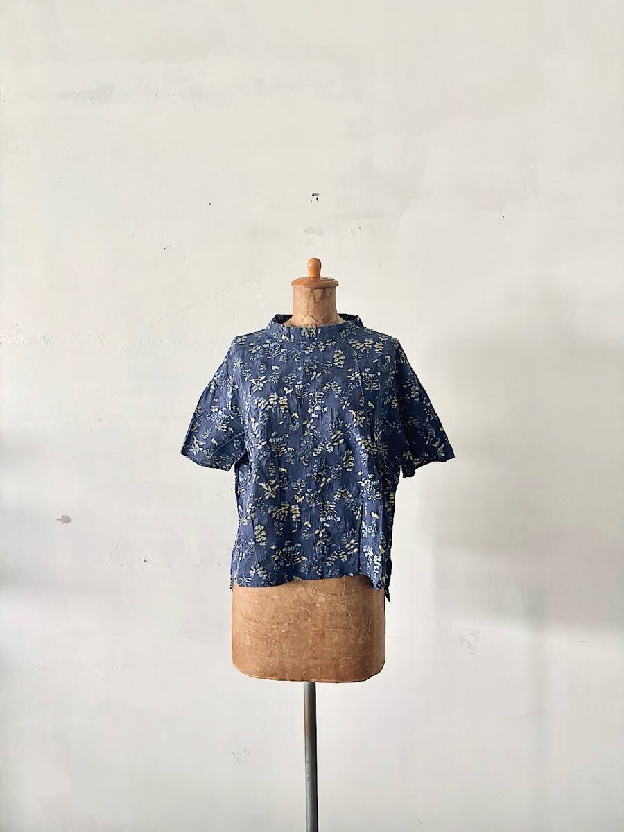 chambre de charme 花柄シャツ ネイビー サイズF拍卖