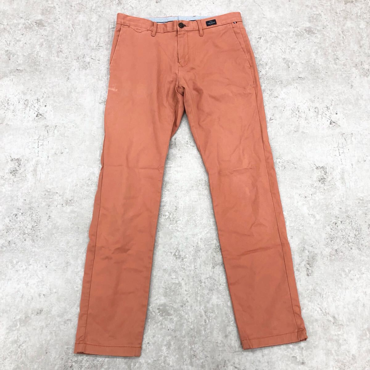 1766〓 TOMMY HILFIGER トミーヒルフィガー チノパン メンズ サイズ32/32 くすみオレンジ ボトムス ロングパンツ拍卖