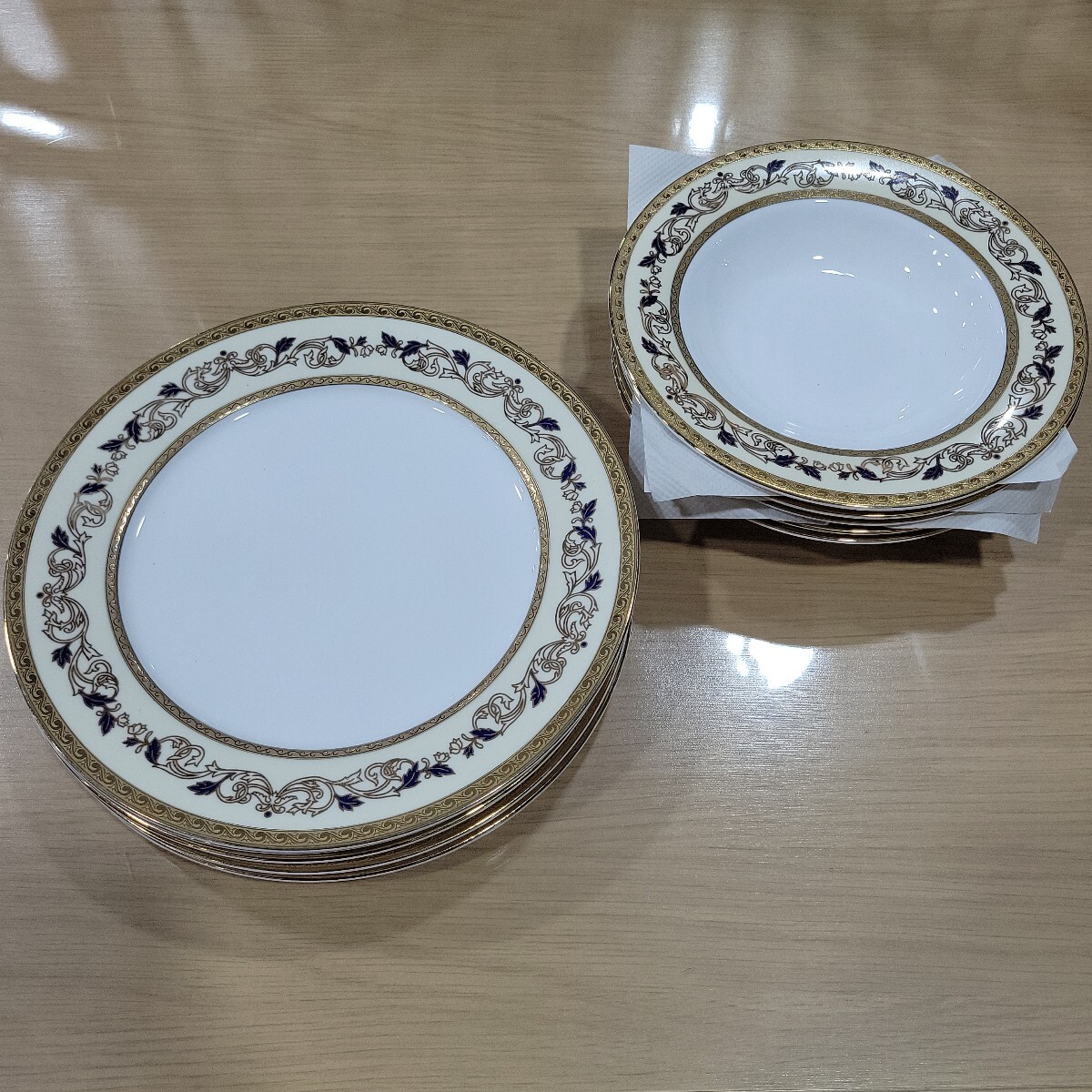 №8811 中古食器 美品 Royal Fernwood BONE CHINA Sri Lanka 金彩 ディナープレート&スープ皿 5客セット拍卖